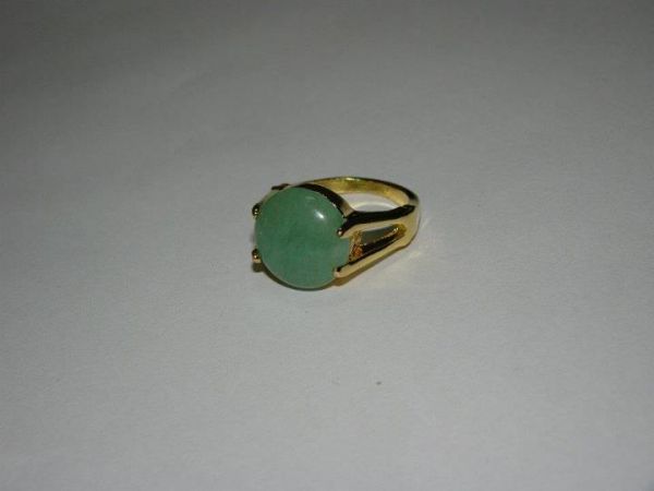 Anel Com Pedra Verde